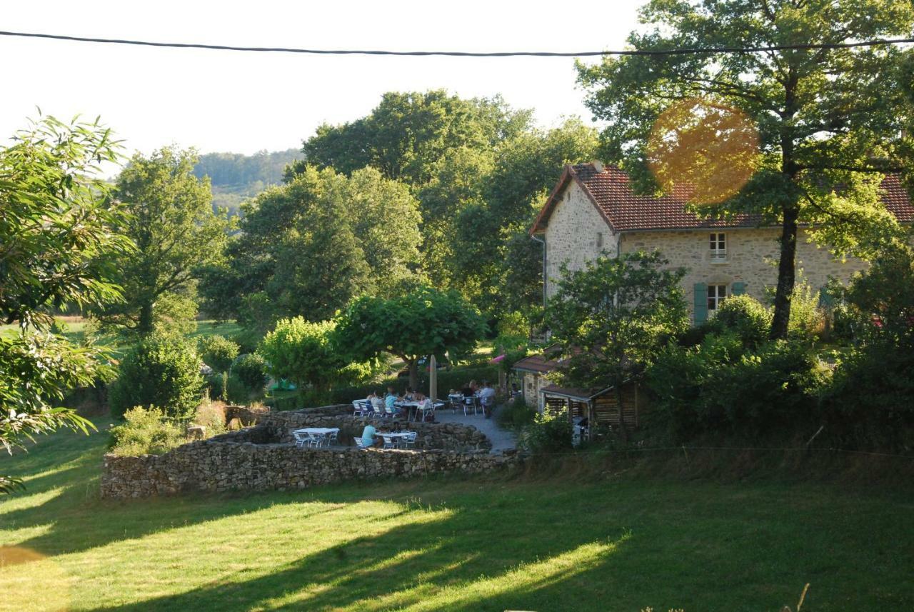 Bed and Breakfast Domaine Les Teuilleres Lacam-dʼOurcet Exterior foto